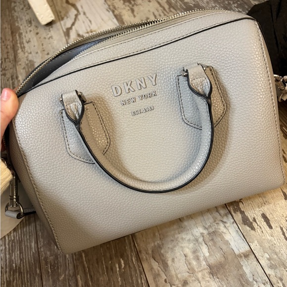 Handbags - DKNY GREY BAG & WALLET